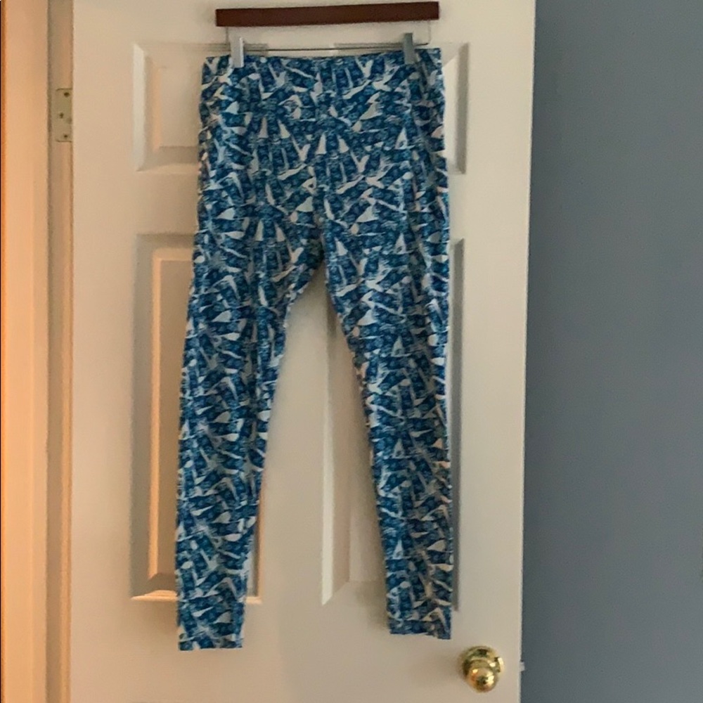 Super RARE LuLaRoe TC kitten 🐱 leggings